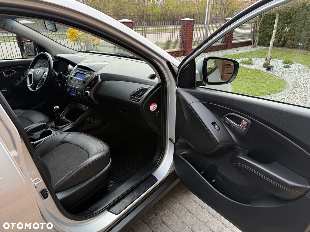 Hyundai ix35 1.6 GDI Premium 2WD - 24