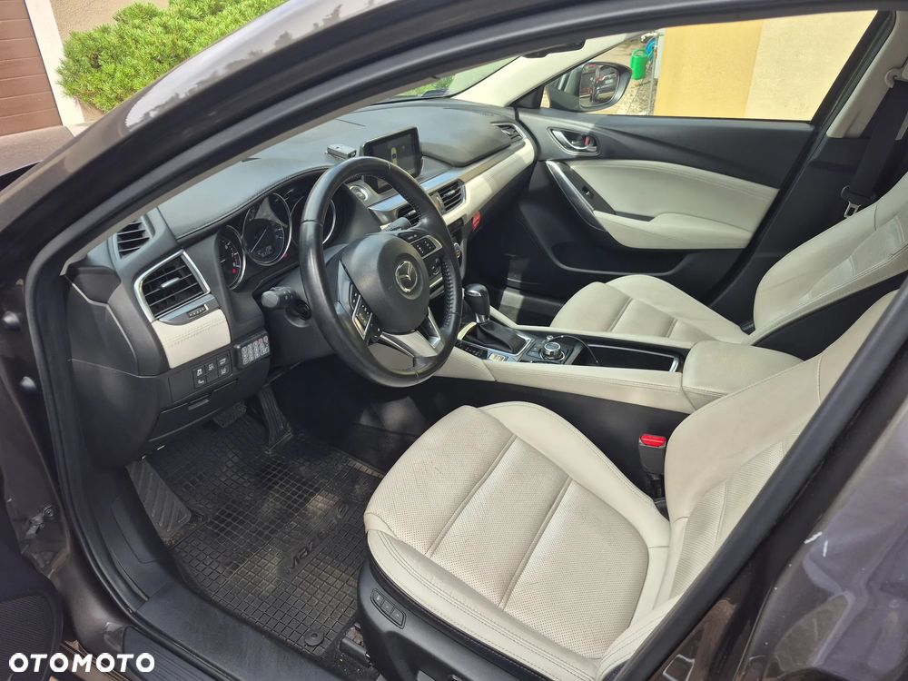 Mazda 6 - 9