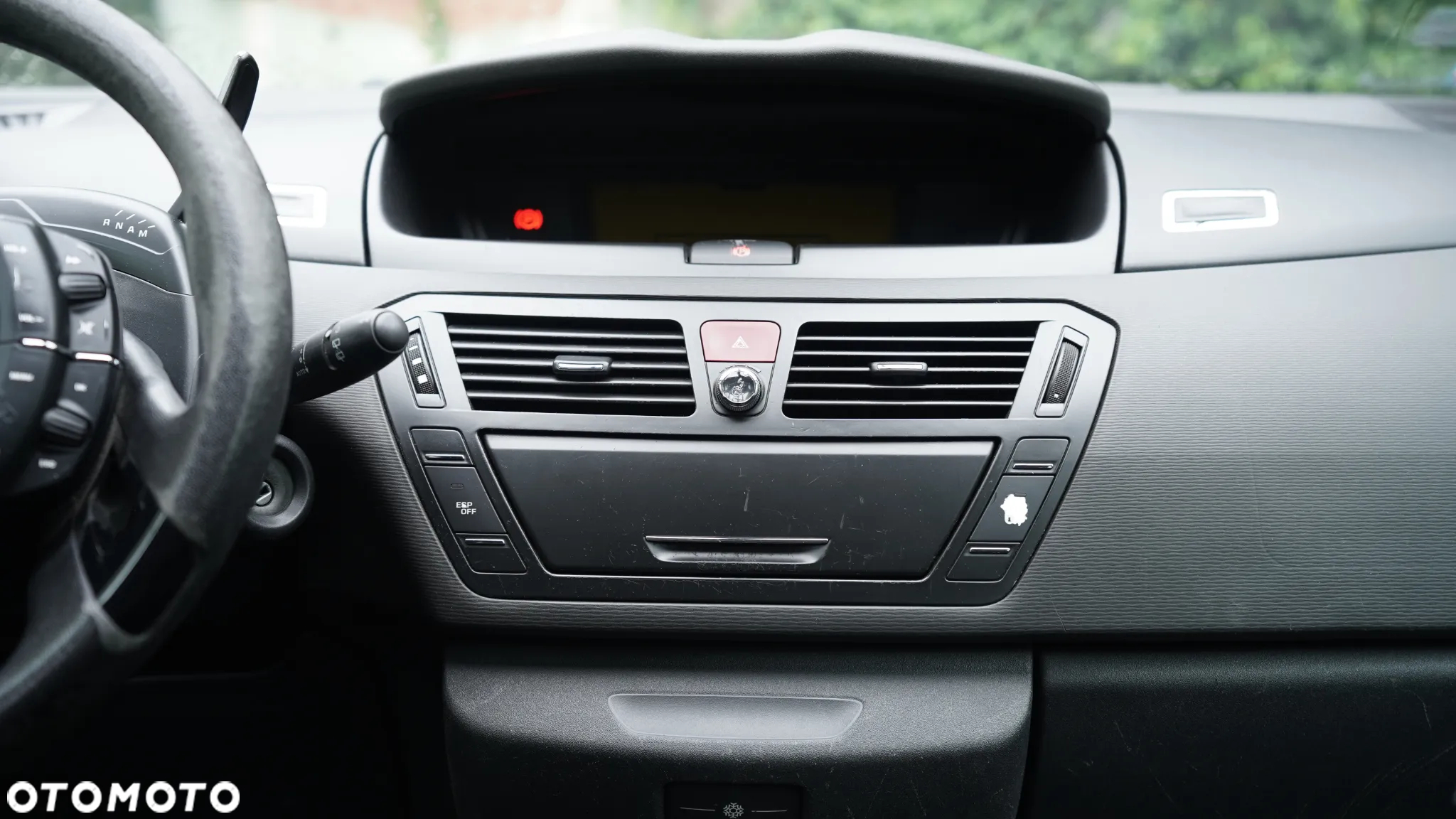 Citroën C4 Picasso 1.6 HDi FAP ESG6 Confort - 9