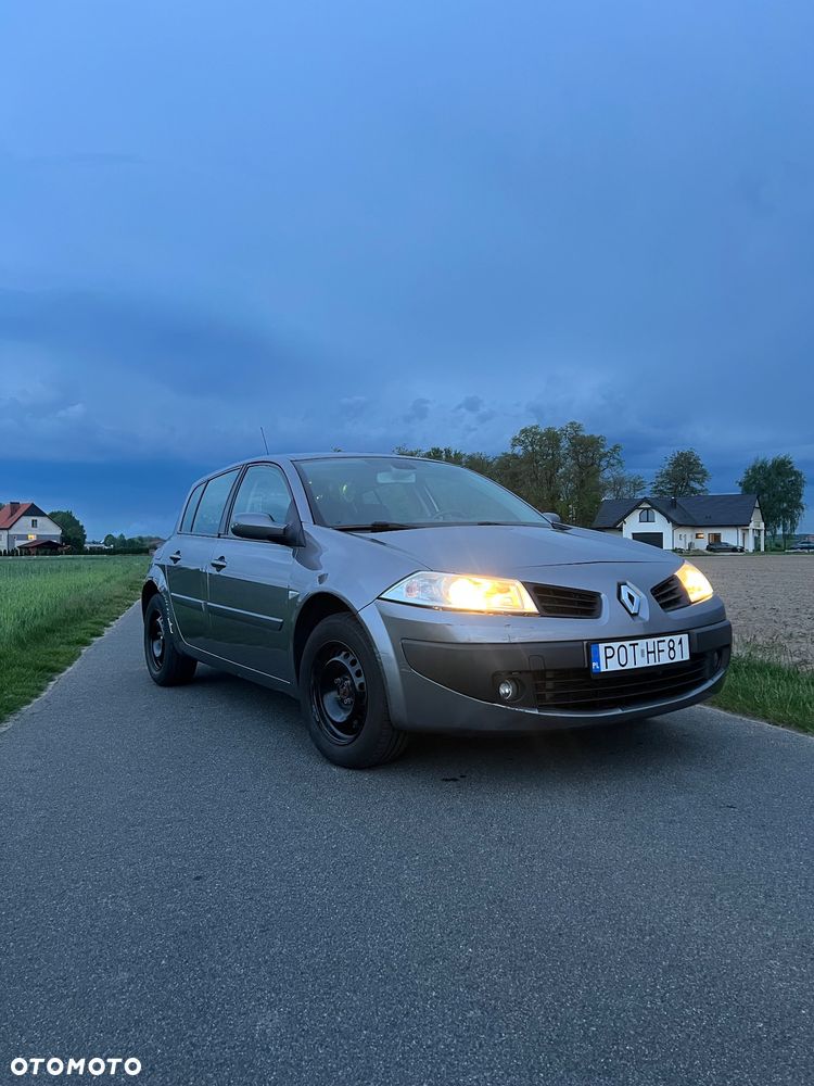 Renault Megane - 1