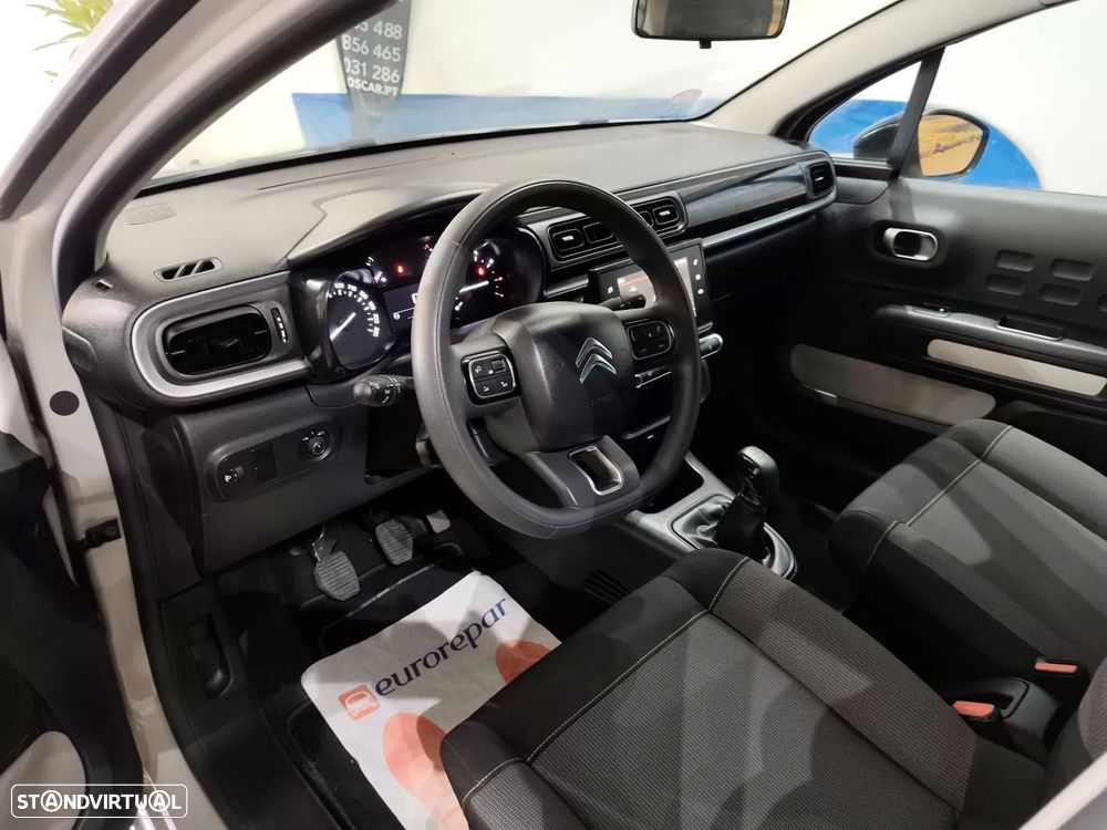 Citroën C3 1.2 PureTech Shine - 10