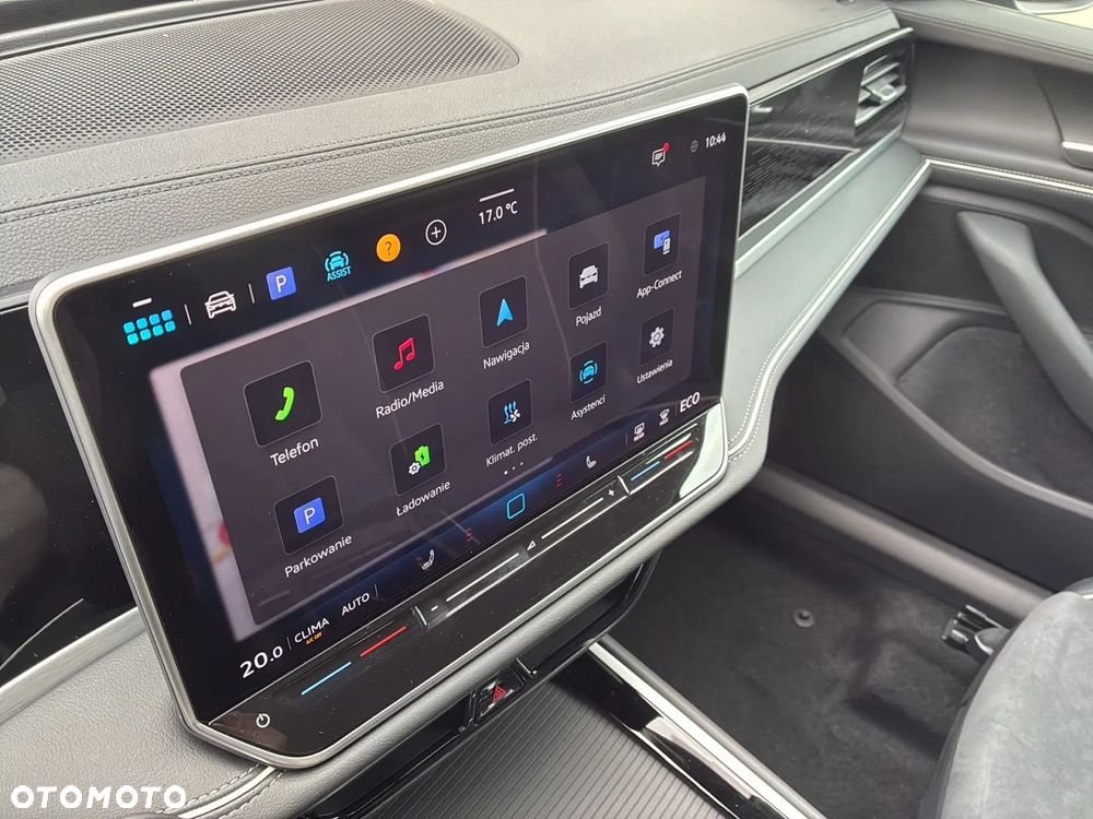 Volkswagen Passat - 15