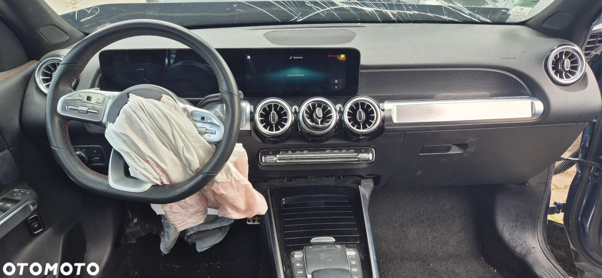 Mercedes-Benz GLB 200 d 4-Matic AMG Line 8G-DCT - 33