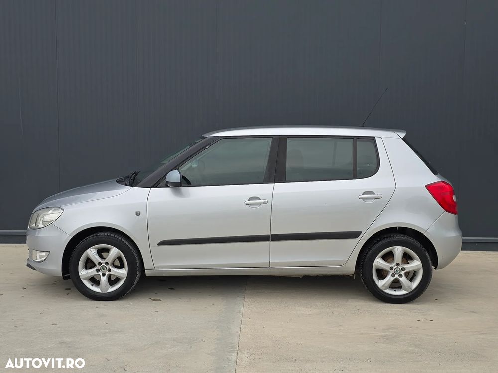 Skoda Fabia 1.2 HTP Ambiente - 10
