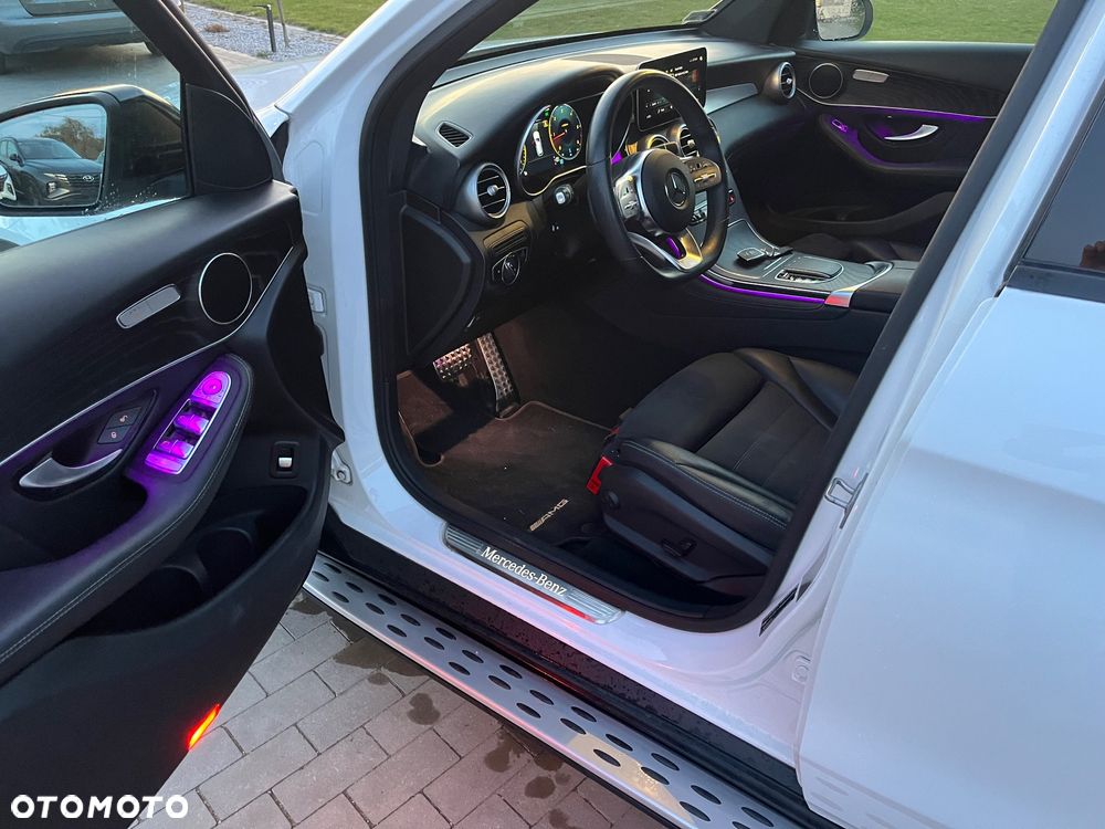 Mercedes-Benz GLC 220 d 4Matic 9G-TRONIC AMG Line - 10