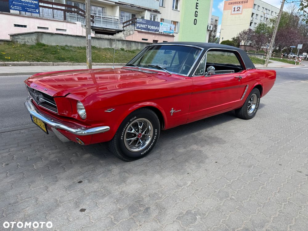 Ford Mustang - 2