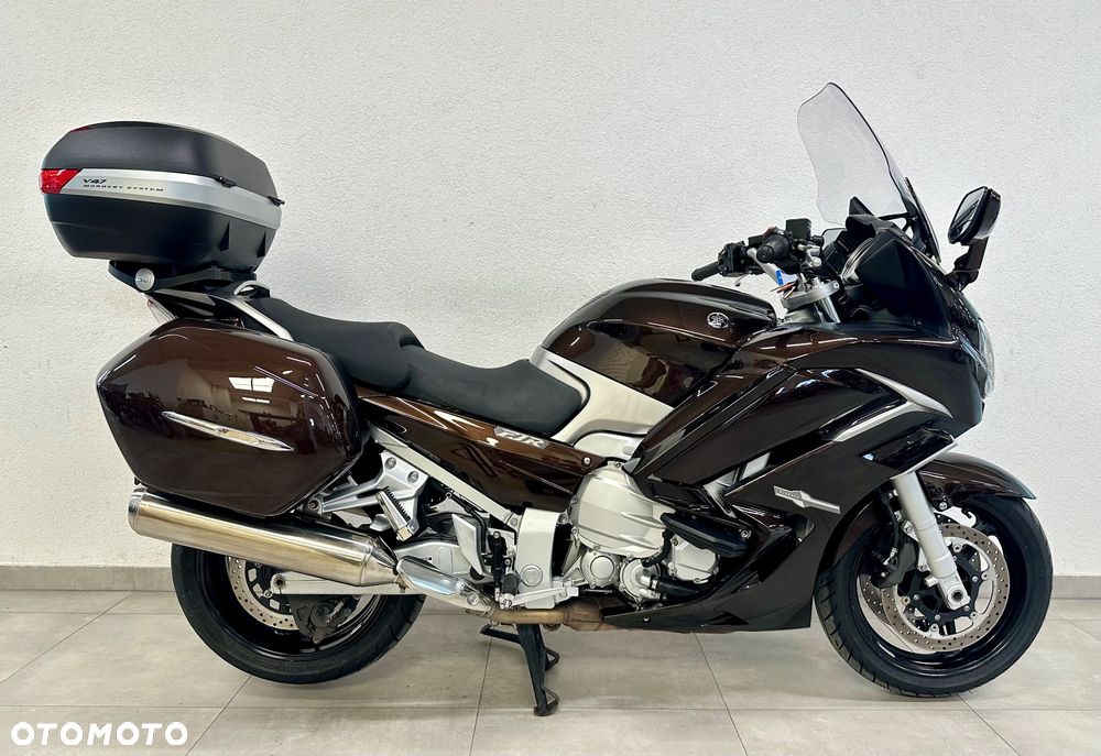 Yamaha FJR - 4