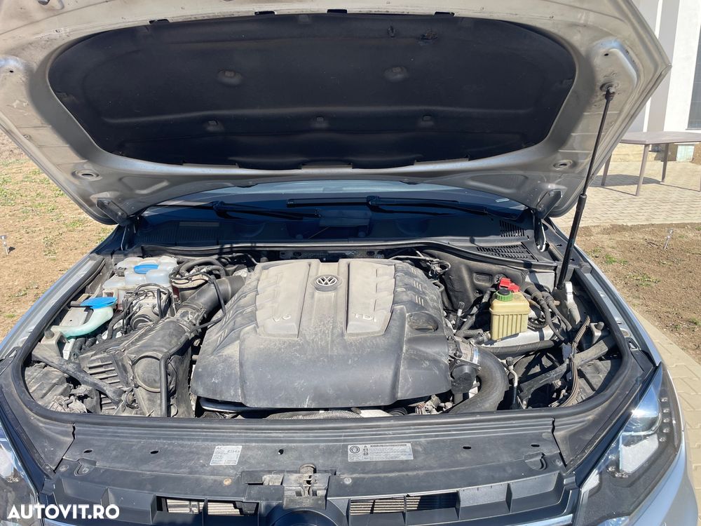 Volkswagen Touareg 3.0 V6 TDI BMT - 4