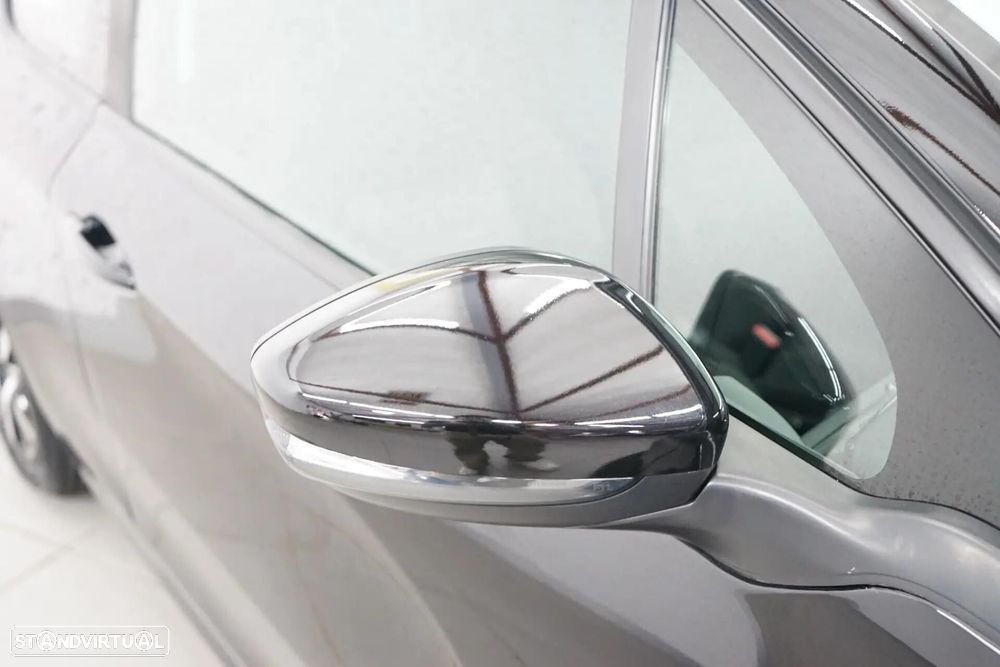 Peugeot 208 1.2 PureTech Allure - 12