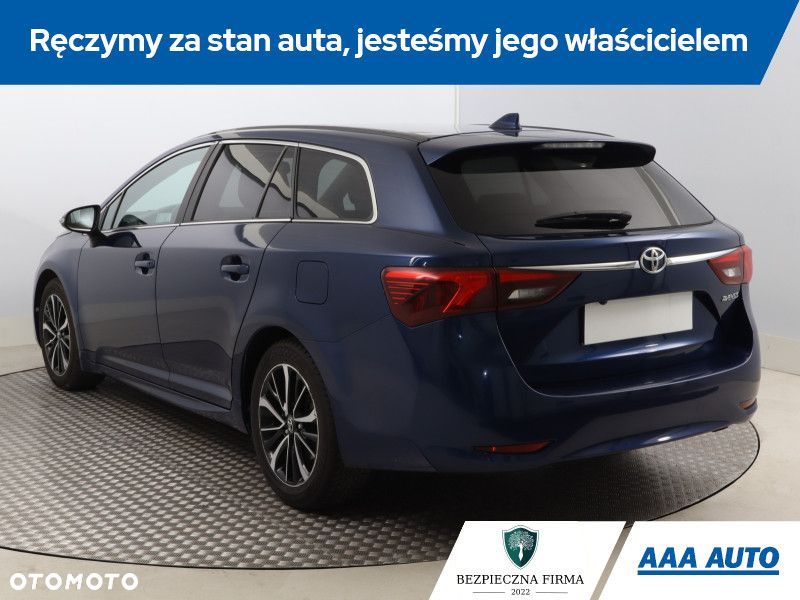 Toyota Avensis - 5