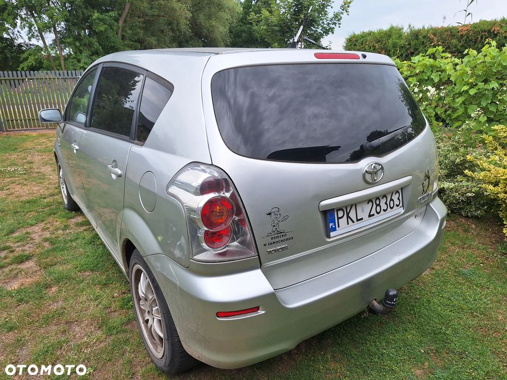 Toyota Corolla Verso - 7