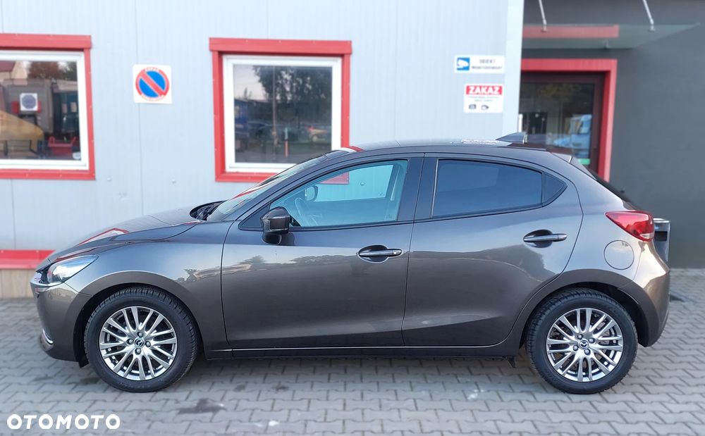 Mazda 2 - 3