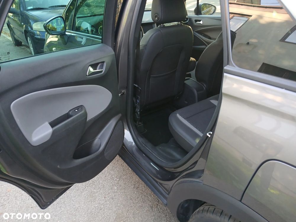 Opel Crossland X - 14