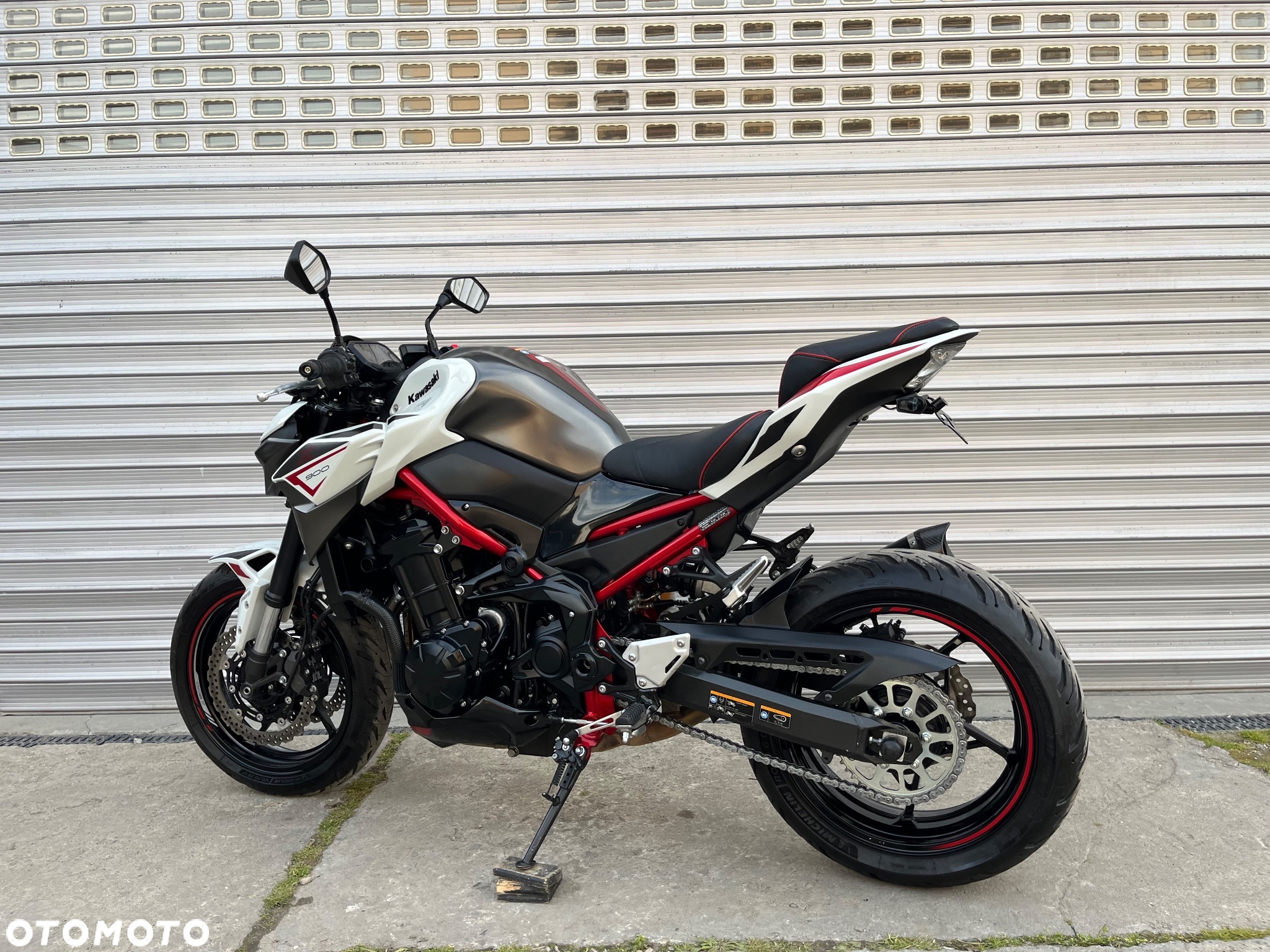 Kawasaki Z 900 - 7