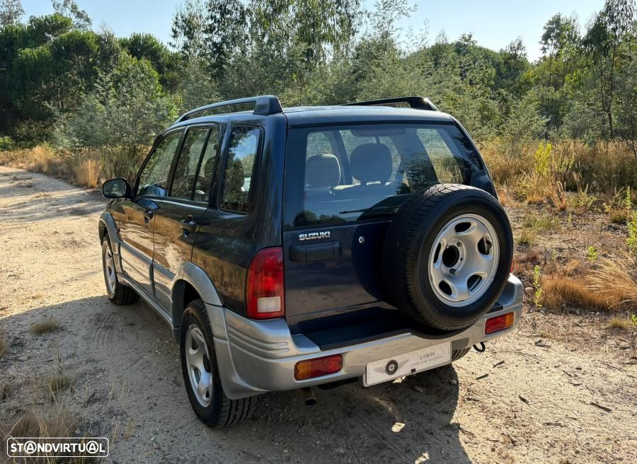 Suzuki Grand Vitara Metal Top 2.0 TDi - 7