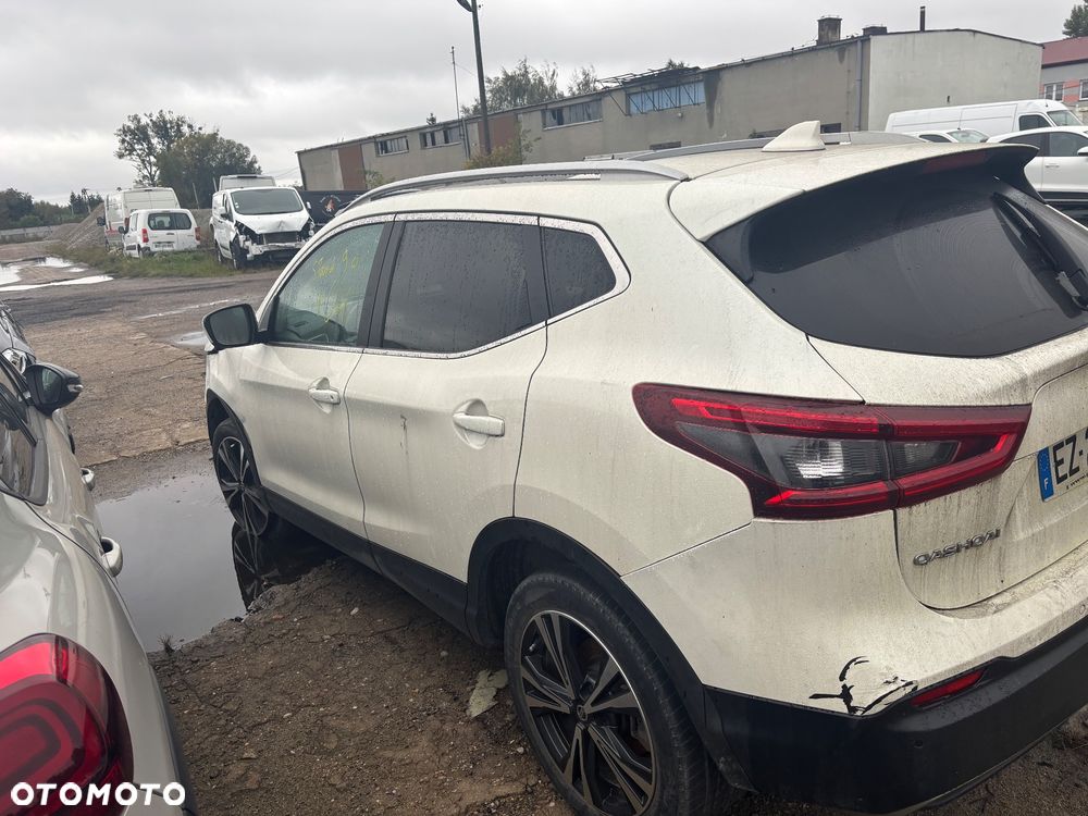 Nissan Qashqai 1.5 dCi Black Edition EU6 - 4