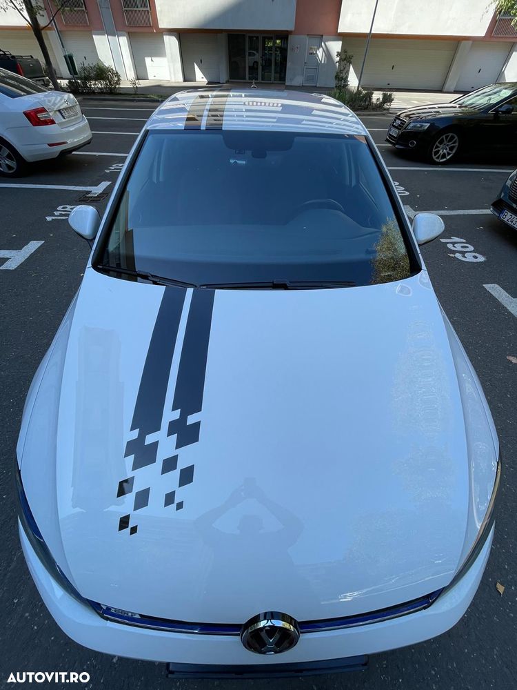 Volkswagen e-Golf - 4