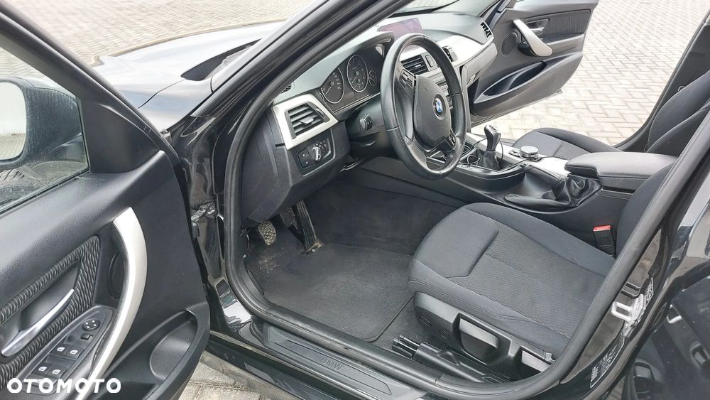 BMW Seria 3 316d M Sport - 9
