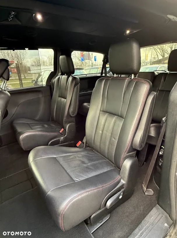 Dodge Grand Caravan 3.6 R/T - 6