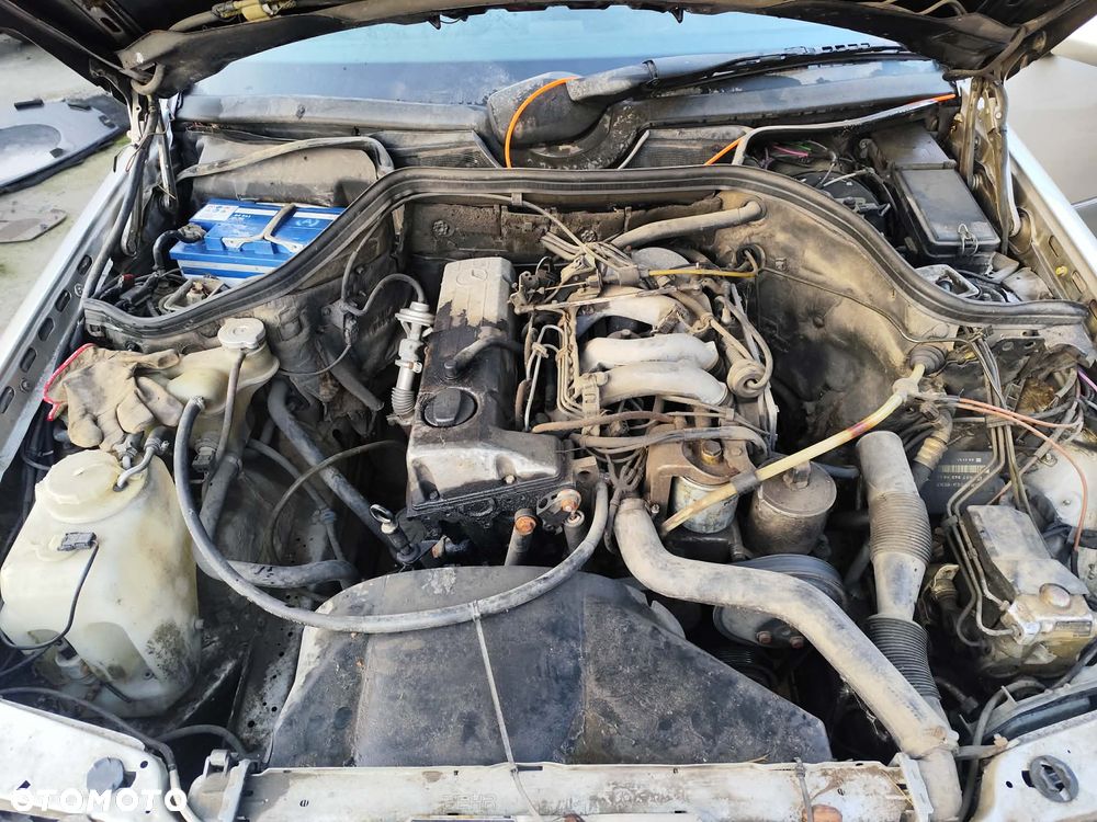 mercedes w124 124 silnik 2.0D 601.912 skrzynia sanki belka przód tył wahacz zacisk zwrotnica - 2