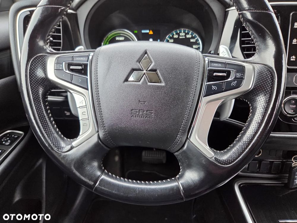 Mitsubishi Outlander 2.0 4WD - 20