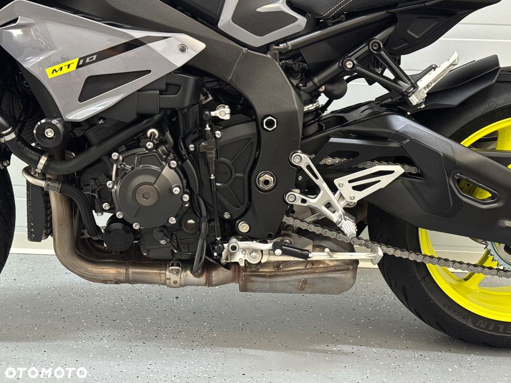 Yamaha MT - 26