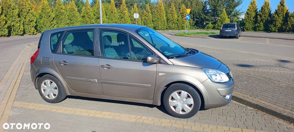 Renault Scenic 2008 photo 2