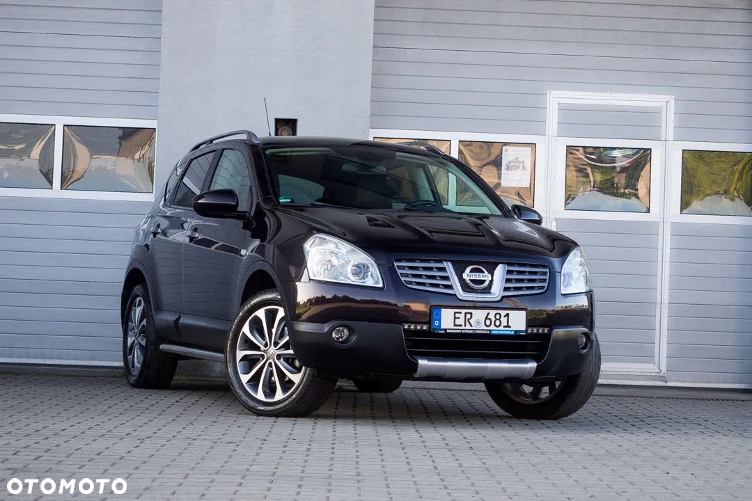 Nissan Qashqai - 1