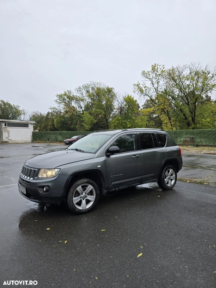 Jeep Compass - 4
