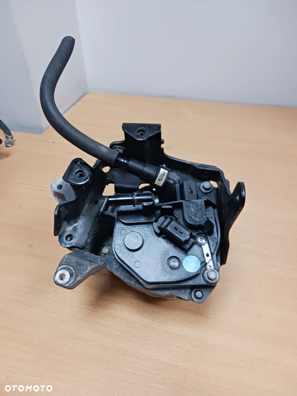 Obudowa filtra paliwa Volvo 1.6 D2 S40 V50 C30 C70 S80 V70 S60 V60