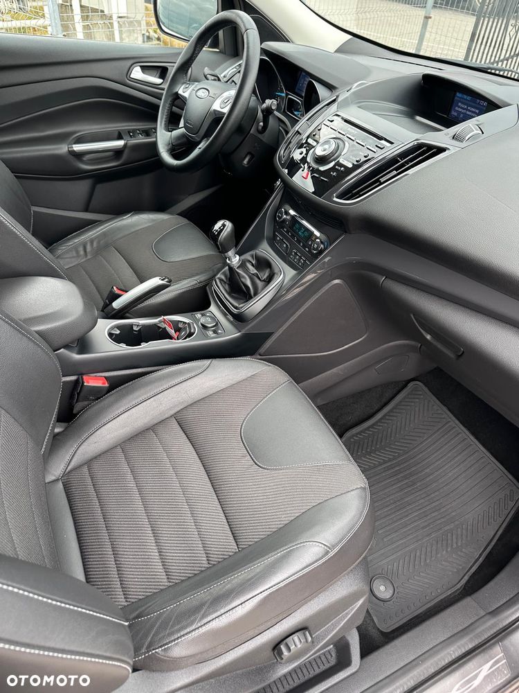 Ford Kuga - 7