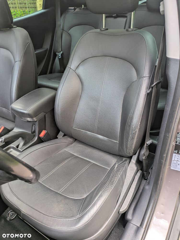 Hyundai ix35 2.0 CRDi 4WD Premium - 22