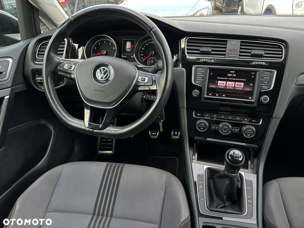 Volkswagen Golf 1.4 TSI BMT Highline - 24