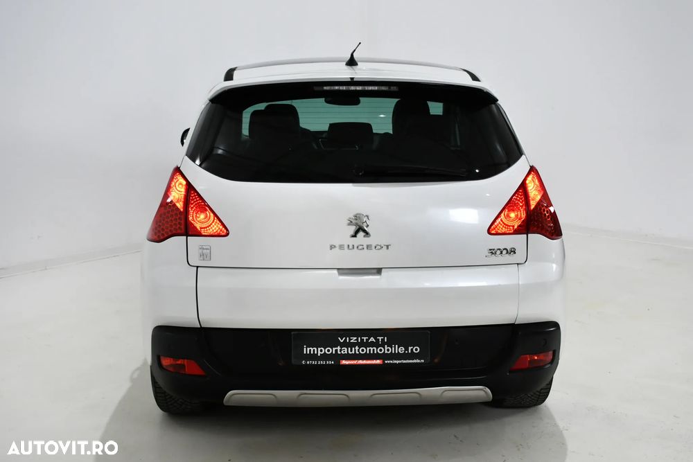 Peugeot 3008 Hybrid4 88g - 12