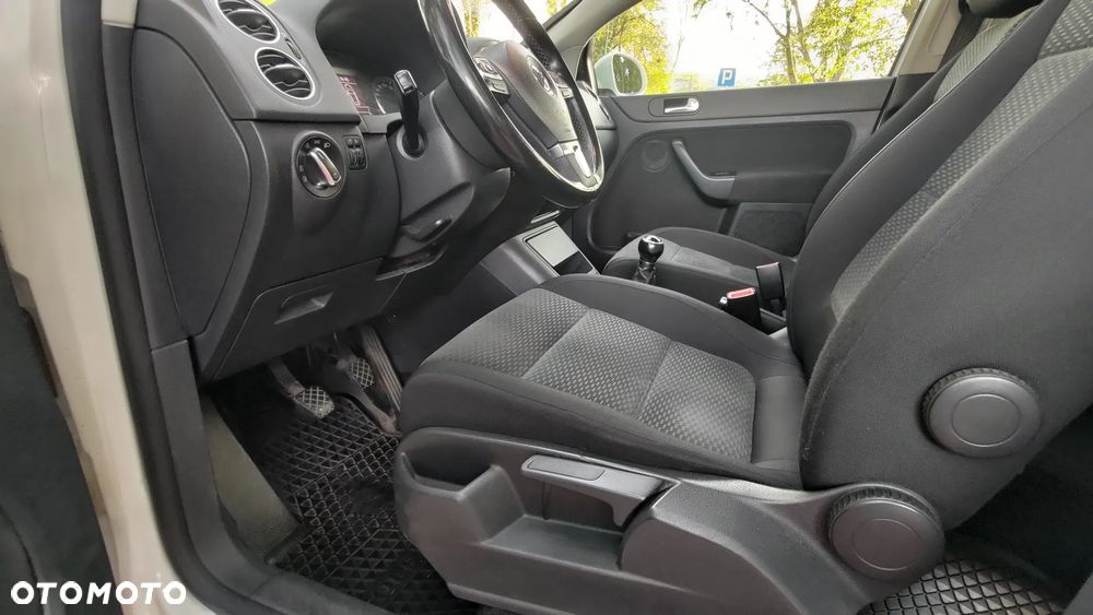Volkswagen Golf Plus - 16
