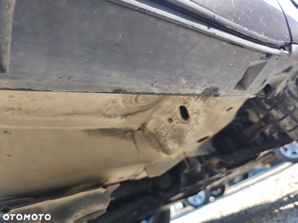 Suzuki Grand Vitara 1.6 - 26