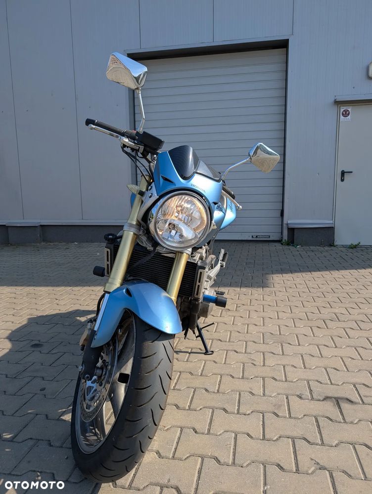 Honda Hornet - 4