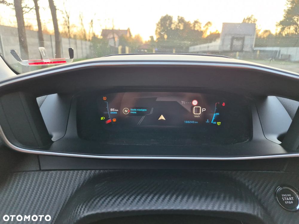 Peugeot 2008 1.5 BlueHDi Allure Pack S&S EAT8 - 13