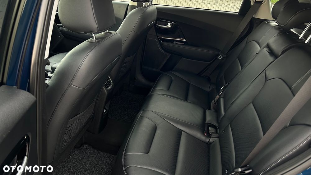 Kia Niro 1.6 GDI Hybrid Business Line - 27