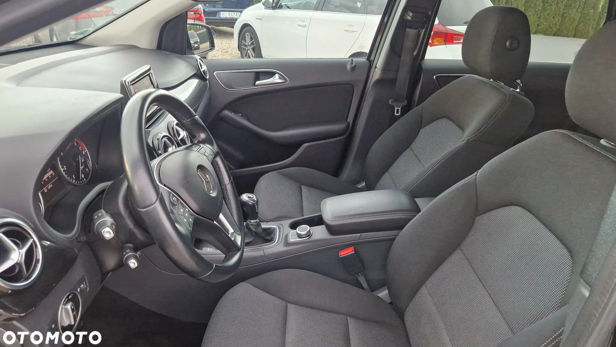 Mercedes-Benz Klasa B 180 CDI - 9