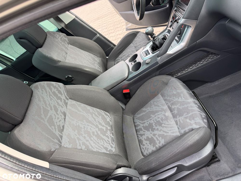 Peugeot 3008 HDi 115 Allure - 26