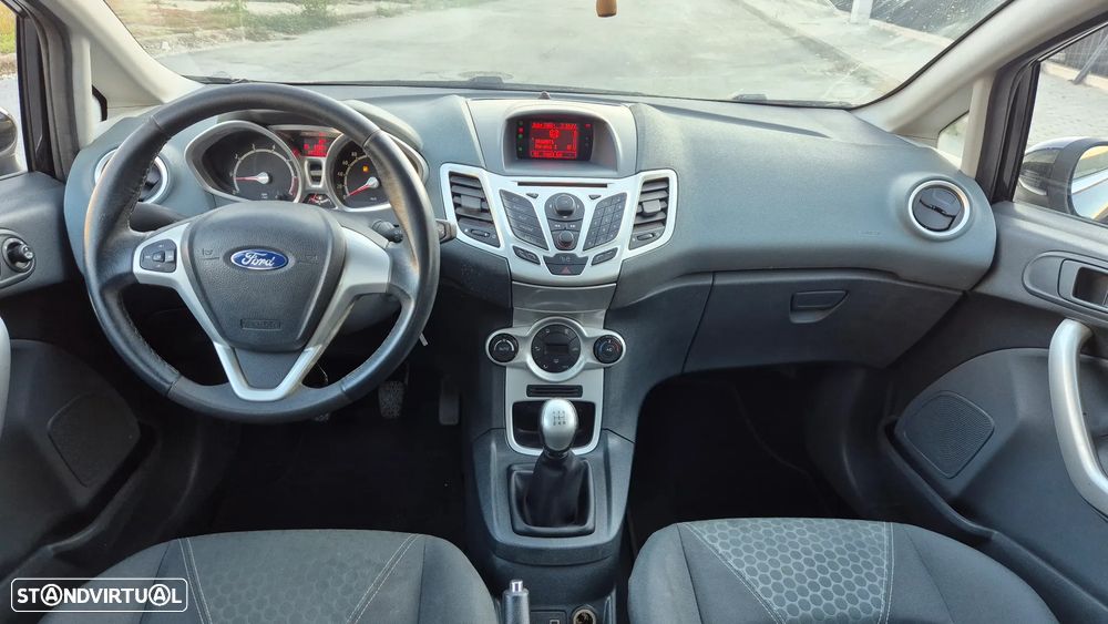 Ford Fiesta 1.25 Titanium - 12