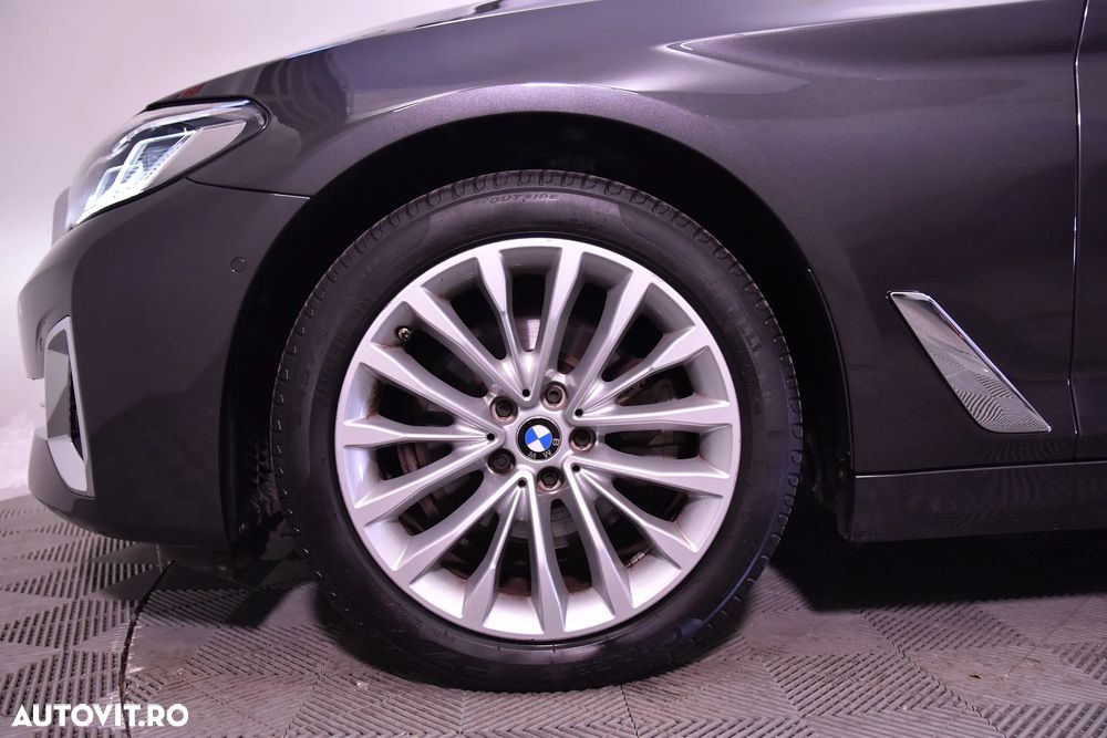 BMW Seria 5 520i Aut. - 14