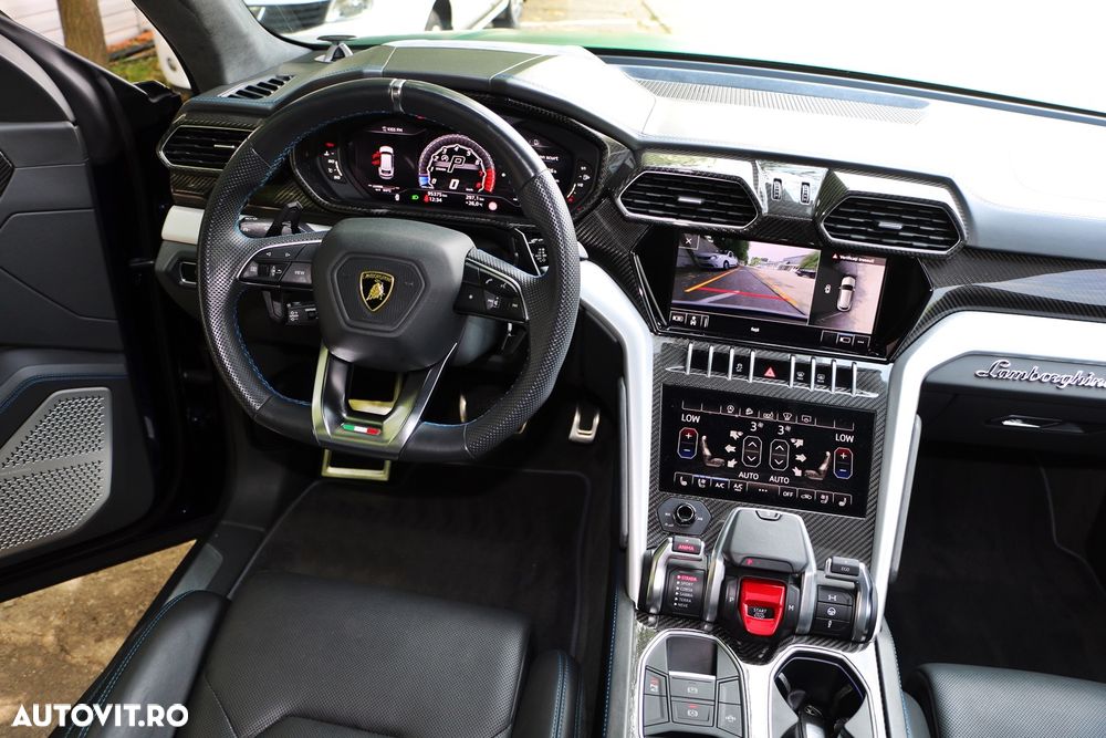 Lamborghini URUS - 18