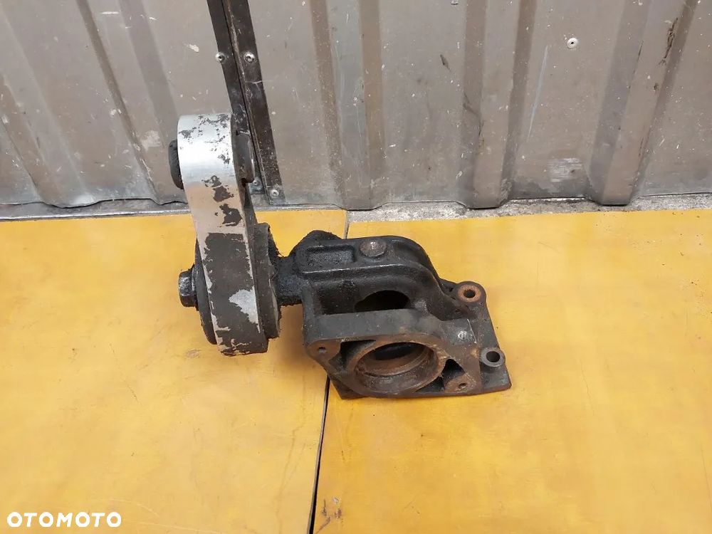 Podpora Półosi Łapa Renault Master Trafic Vivaro 2.5 DCI 8200049238H