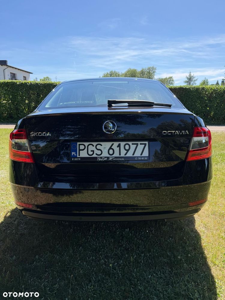 Skoda Octavia 1.5 TSI ACT Style DSG - 5