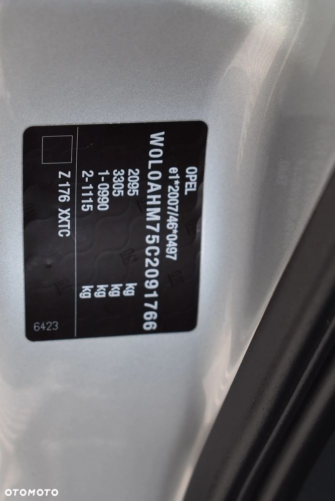 Opel Zafira 1.8 Cosmo - 32