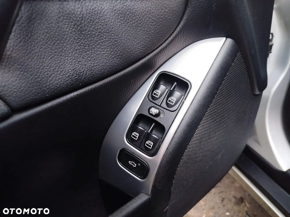 Mercedes-Benz Klasa C 180 Kompressor Automatik Avantgarde - 21