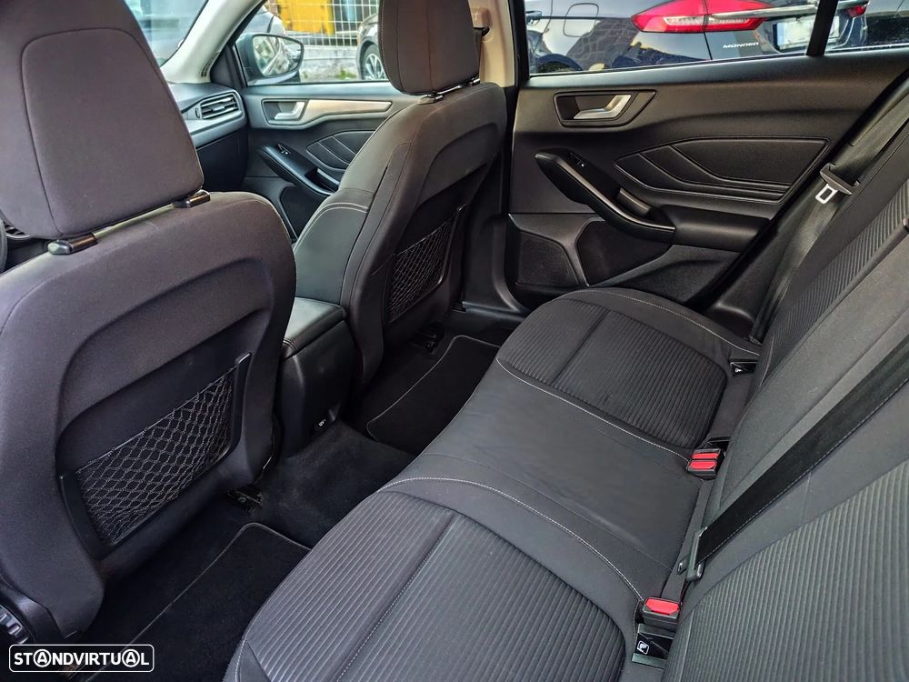 Ford Focus SW 1.5 TDCi EcoBlue Titanium - 12