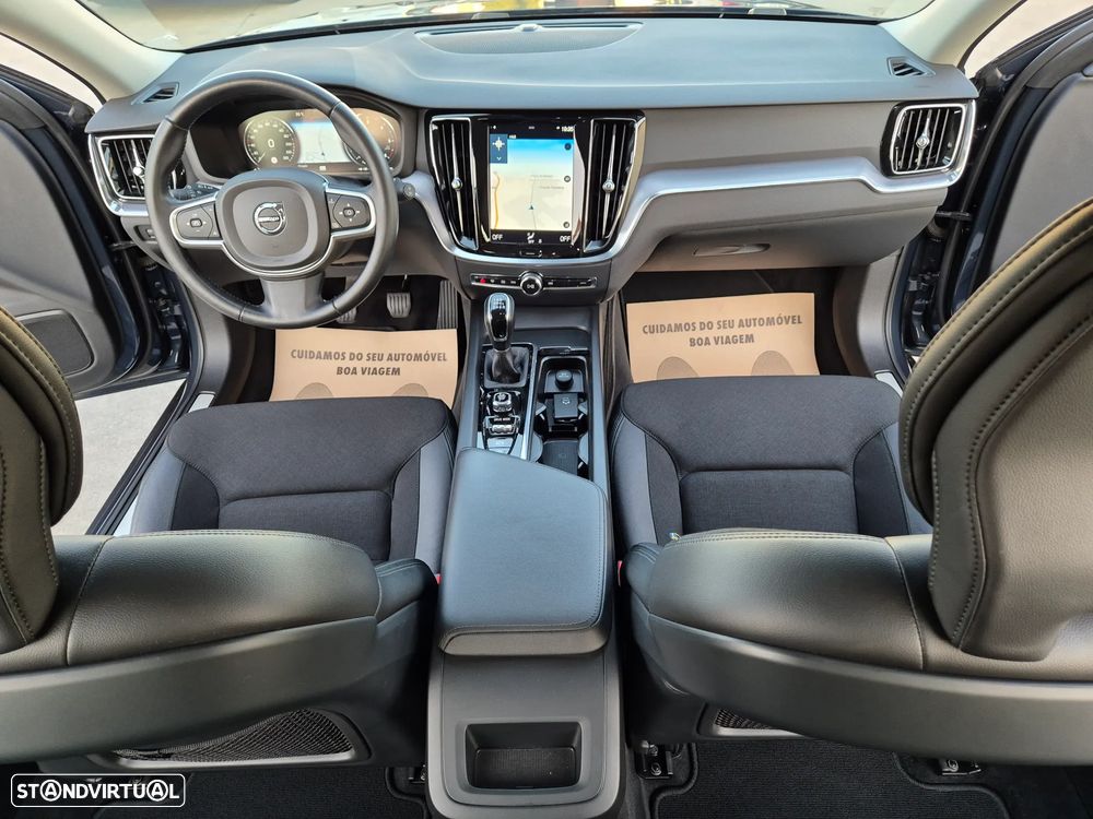 Volvo V60 2.0 D4 Momentum Plus - 14